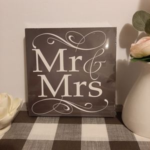 ❌SOLD❌8x8x1 in decorative sign